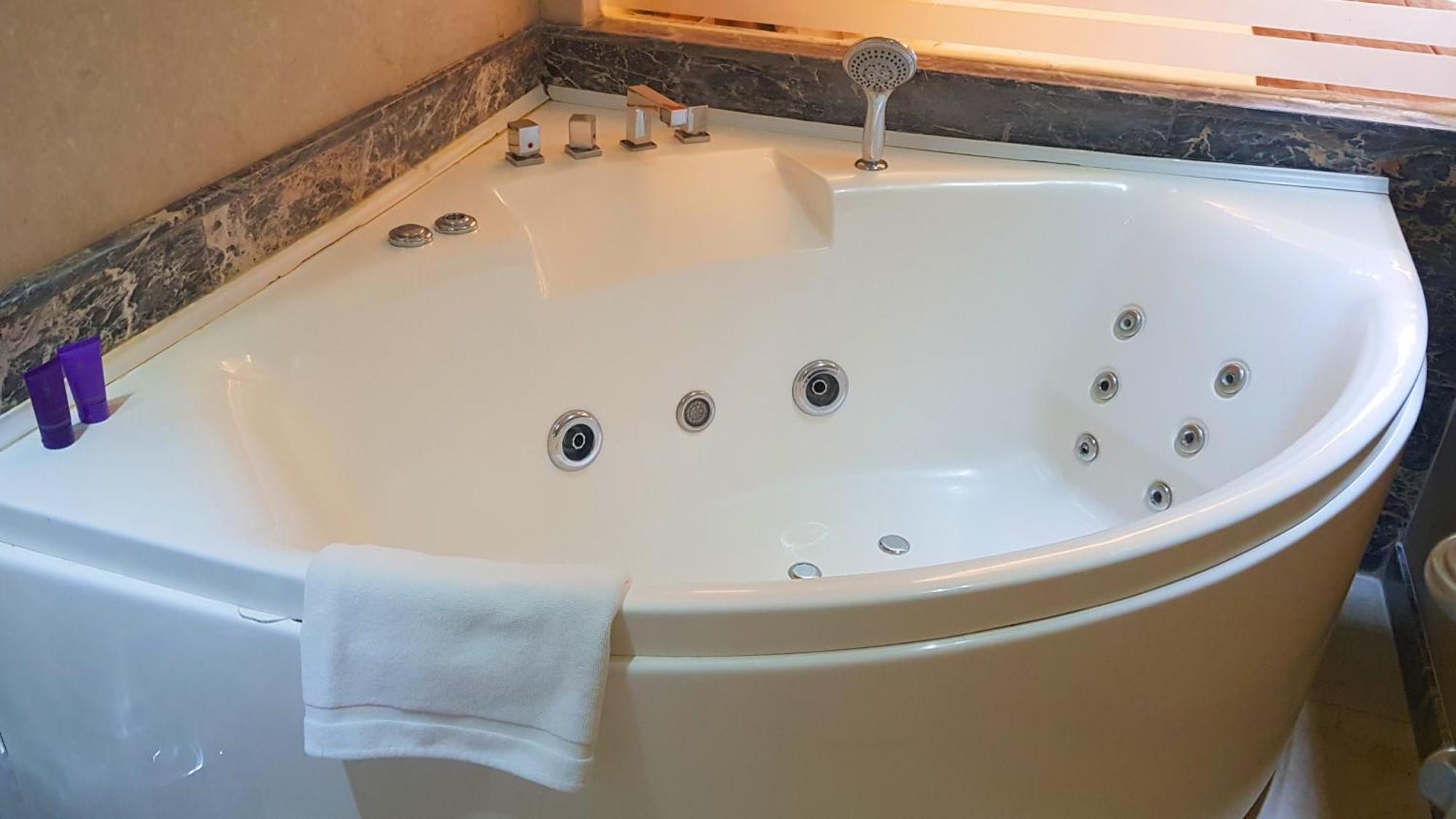 Hotel Xperience Jounieh Kültér fotó